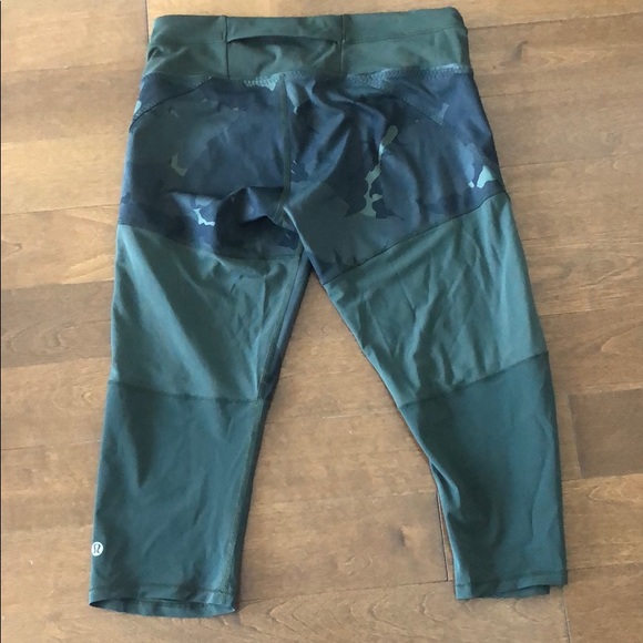 Lululemon Army Mesh Crops - Picture 3 of 4